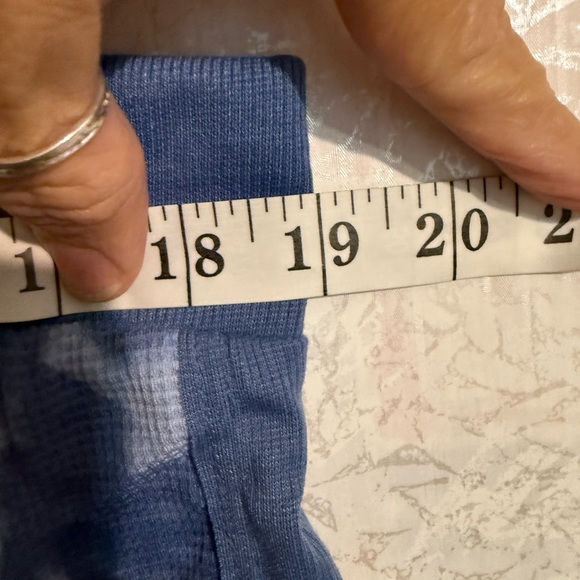 LOGO by Lori Goldstein Blue Tie-Dye Cropped Pants, Cottagecore, Comfy, Relaxing - Picture 4 of 7